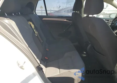 2016 Volkswagen E-Golf Se из США, поврежденный, VIN WVWKP7AU3GW915639